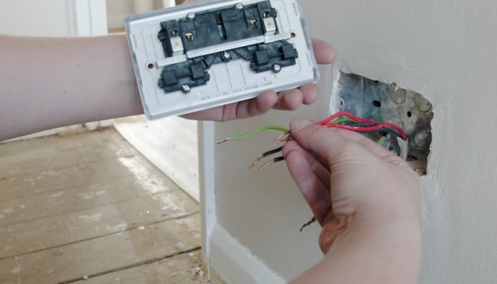 Wiring a double socket, you need right materials, tools and skills